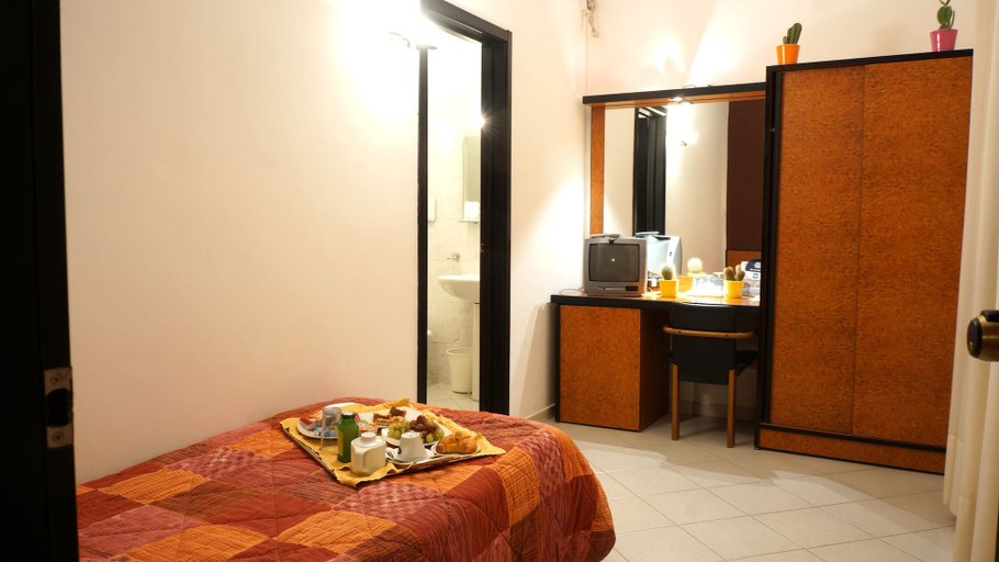 Bedroom 4, Hotel Scigliano, Cosenza