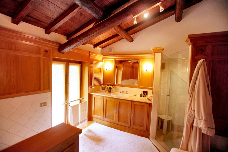Bathroom 5, Villa Luxury Sacrofano Rm, Rome