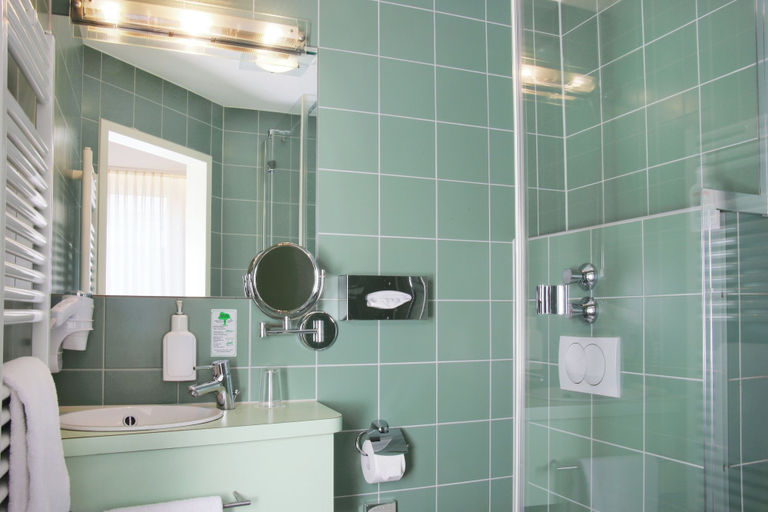 Bathroom 5, Helvetia Rooms – Self Check-In, München