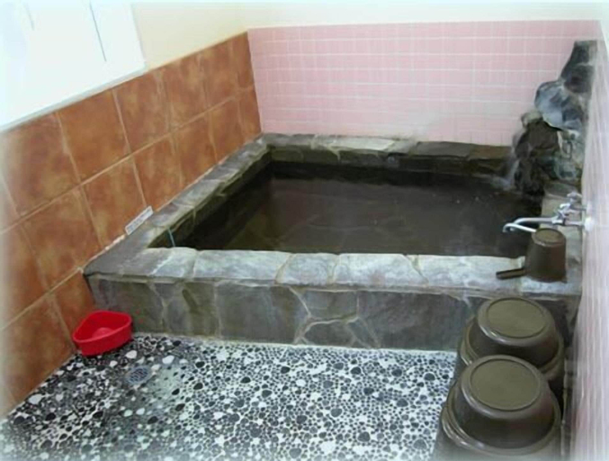 Bathroom, Pension Berg, Kutchan