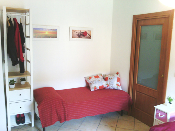 Bedroom 2, B&B Rosa Dei Venti, Terni