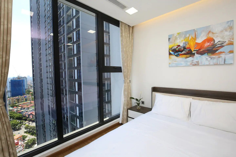 Bedroom 2, Bayhomes Metropolis Serviced Apartment, Ba Đình