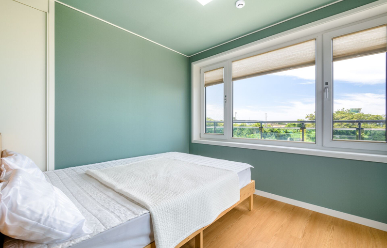Bedroom 3, Hill Tower Pension, Jeju