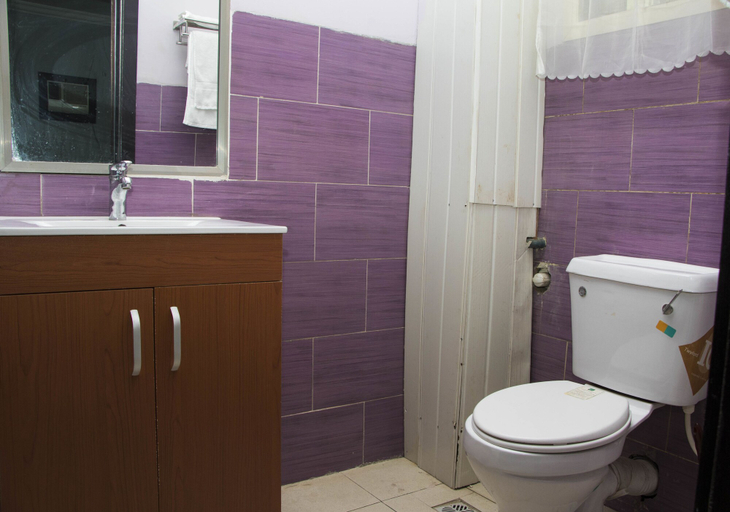 Bathroom 4, DFS Luxury Apartments, Ikeja