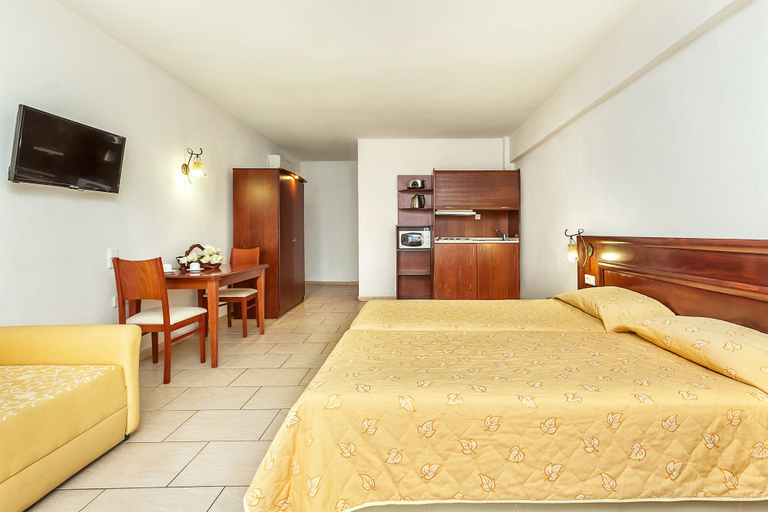 Bedroom 4, Nereides Hotel, Central Macedonia