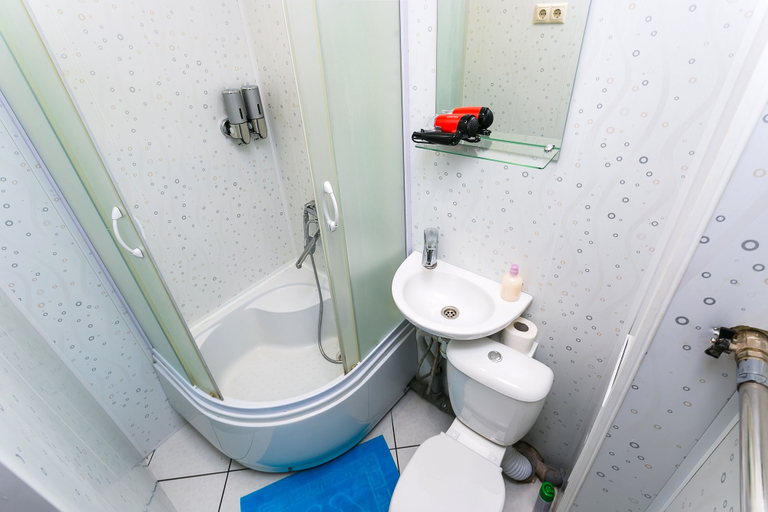 Bathroom 3, Apartment on Vorontsovskaya 44, Central