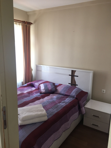 Others 5, Ali's Residence, Fatih
