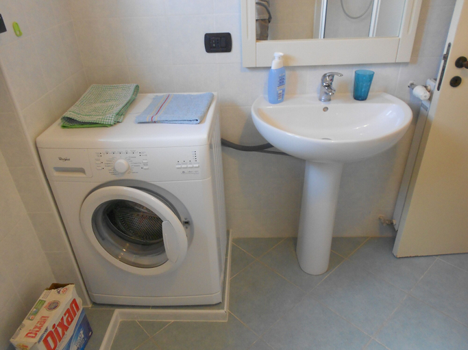 Bathroom 4, JOIVY Sestri Levante Holiday Flat, Genova