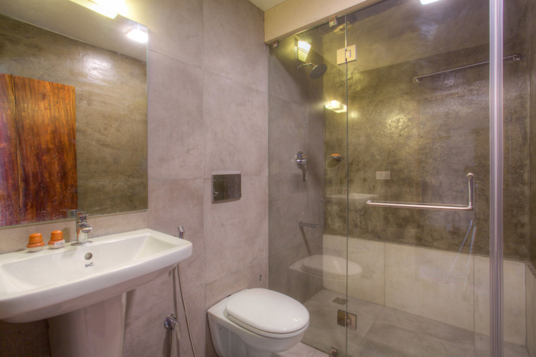 Bathroom 3, Niyati - Boutique Stay, Ernakulam