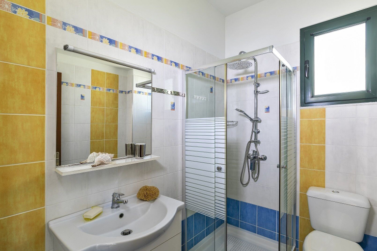 Bathroom 3, Live by the sea at House Almyra, South Aegean