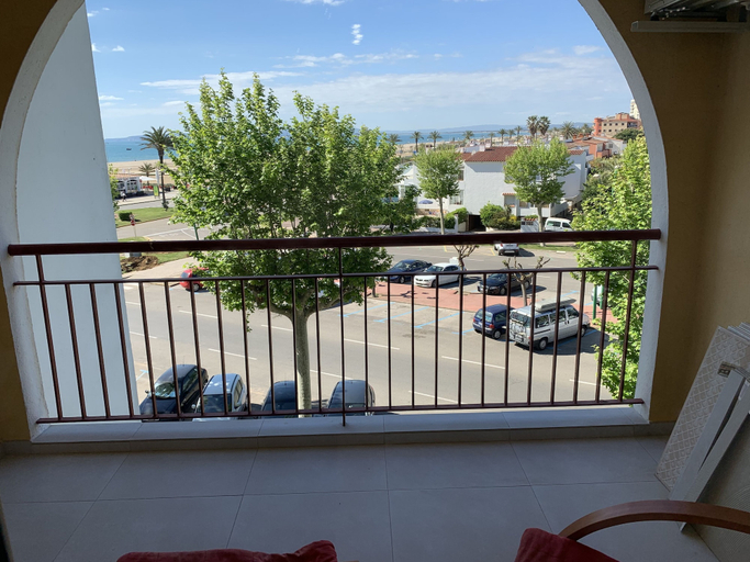 Others 4, Apartamento Inmobahia - BII - 319, Girona