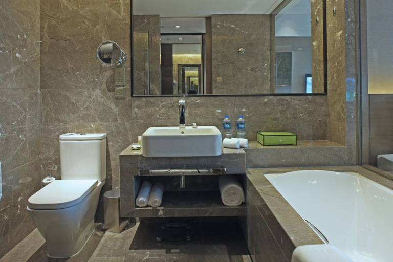 Bathroom, Wyndham Jinjiang, Quanzhou