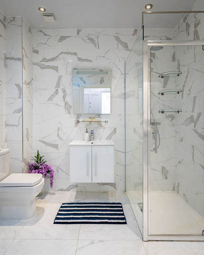 Bathroom 3, Cromwell Road Apartments, London