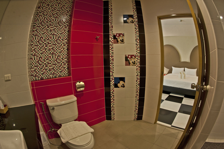 Bathroom 4, OMG Hotel, Muang Khon Kaen