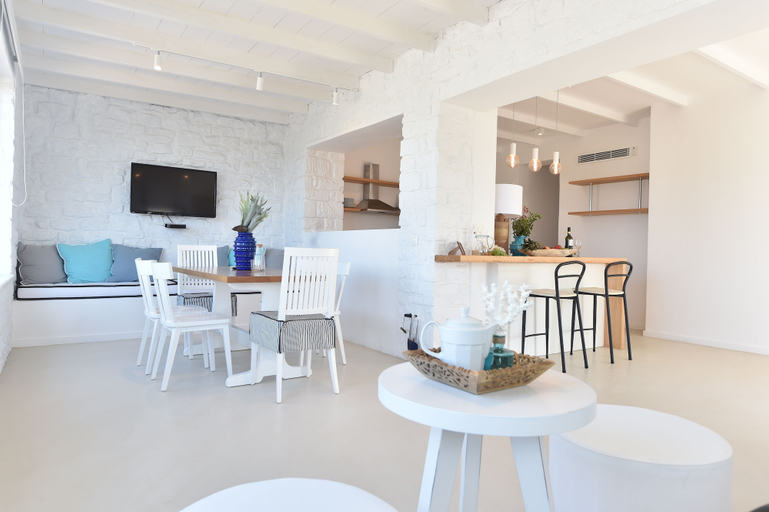 Food & Drinks 4, Ambassador Luxury Villas, South Aegean