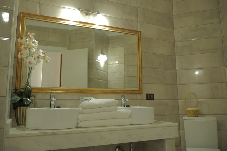 Bathroom 4, Apartamentos Pirámides, Santa Cruz de Tenerife