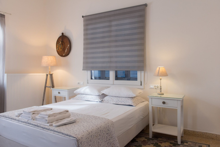 Bedroom 3, Aerides Rooms, South Aegean