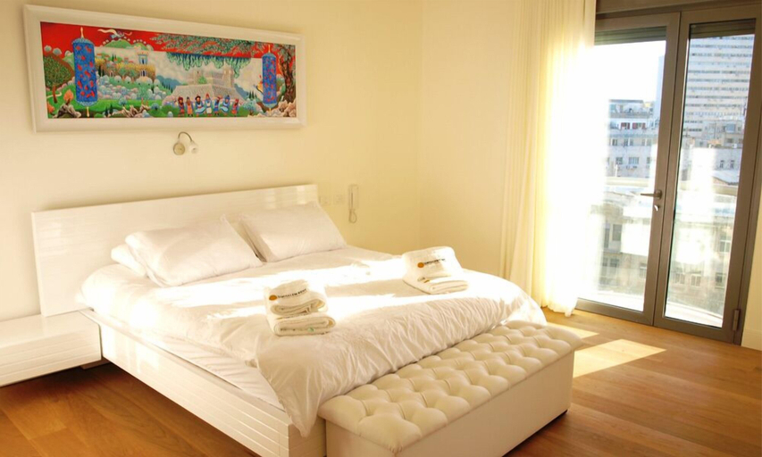 Bedroom 3, A32 - 7 Kook