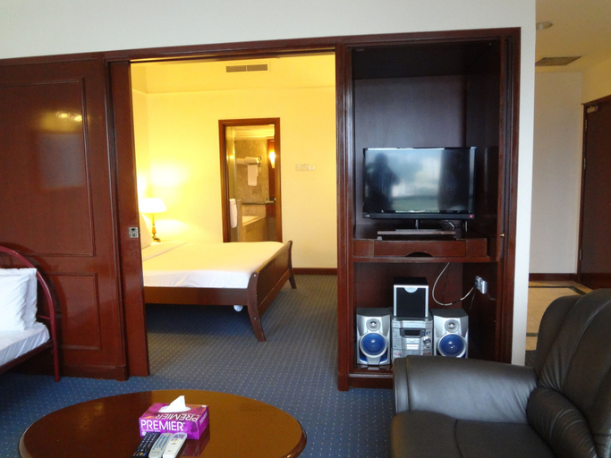 Bedroom 2, Good Service Suite at Times Square, Kuala Lumpur