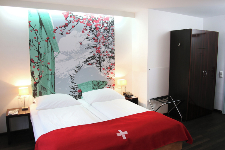 Bedroom 3, Helvetia Rooms – Self Check-In, München