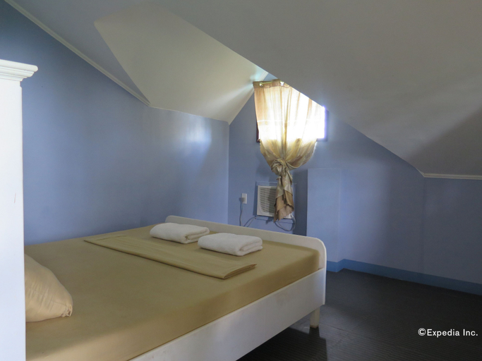 Bedroom 4, Alexis Cliff Dive Resort, Dauis