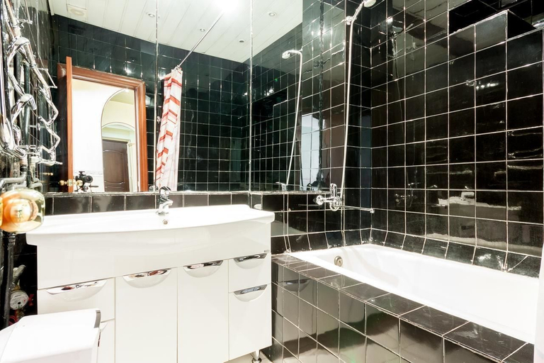 Bathroom, Apartment Nice Novinskiy Bulvar, Central