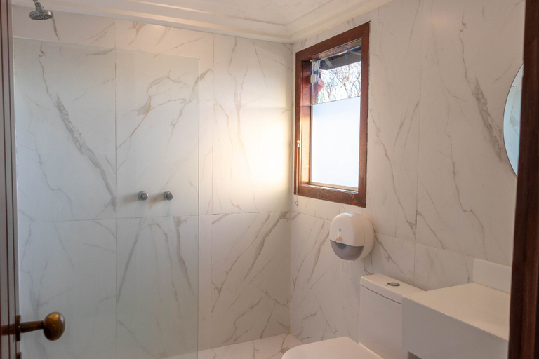 Bathroom 4, Royal Turquesa Boutique Hotel, Armação dos Búzios