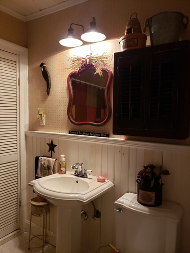 Bathroom 5, The Perkins House, York