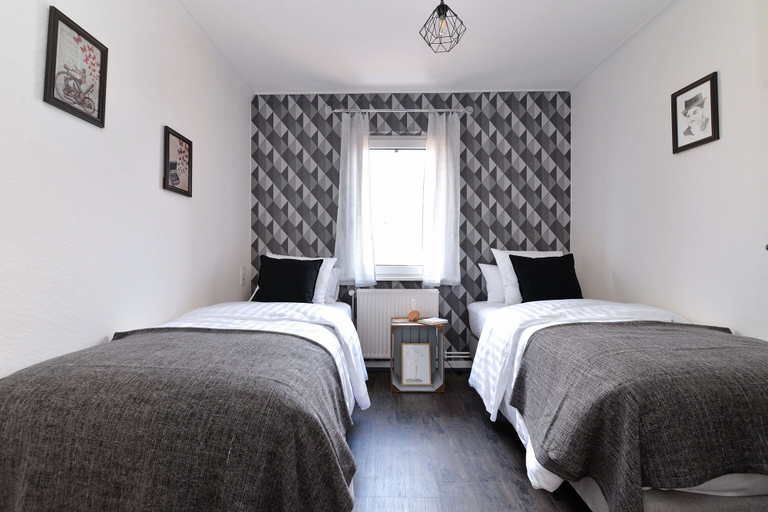 Bedroom 4, Entre Ried et Rhin, Bas-Rhin