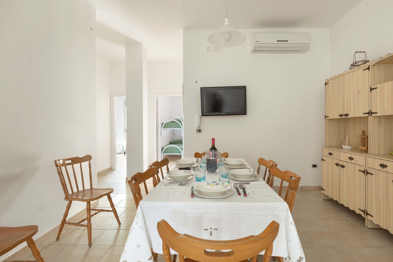 Others 5, Villa Salentum, Taranto