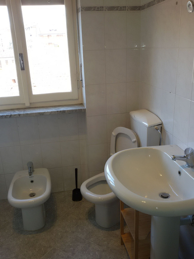Bathroom 5, Sei Da Noi, Torino