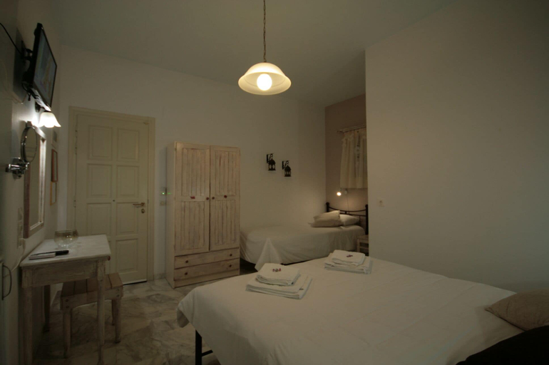 Bedroom 5, Pension Sofia, South Aegean