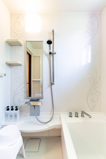 Bathroom 3, LiB PLUS Villa NAGO, Nago