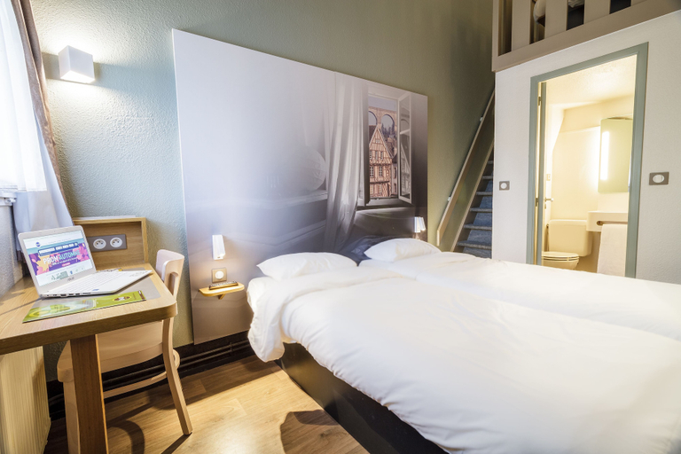 Bedroom 3, B&B HOTEL Morlaix, Finistère