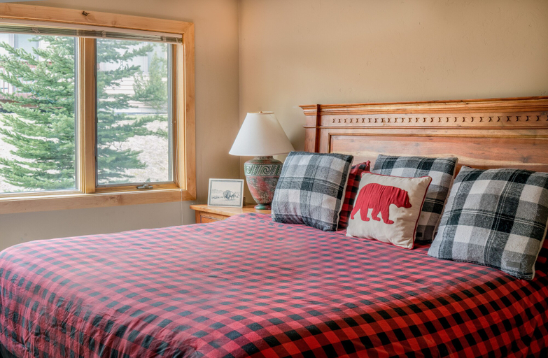 Bedroom 3, Vacation Rentals at Big Sky Resort, Madison