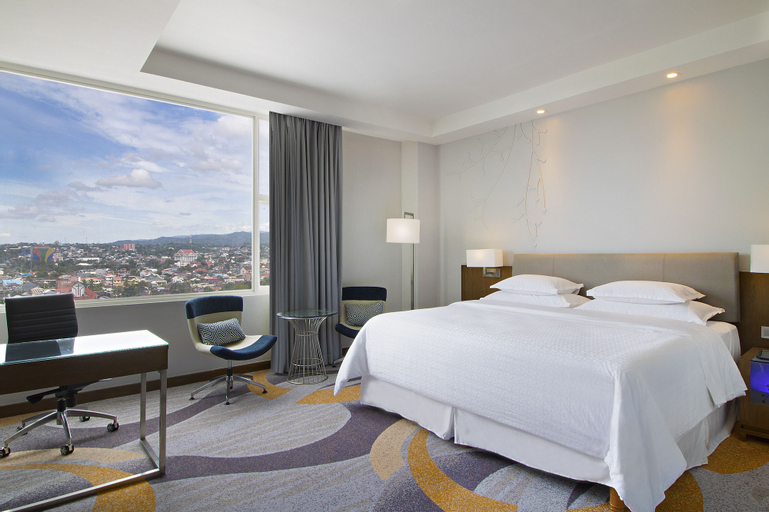 Bedroom 3, Four Points by Sheraton Manado, Manado