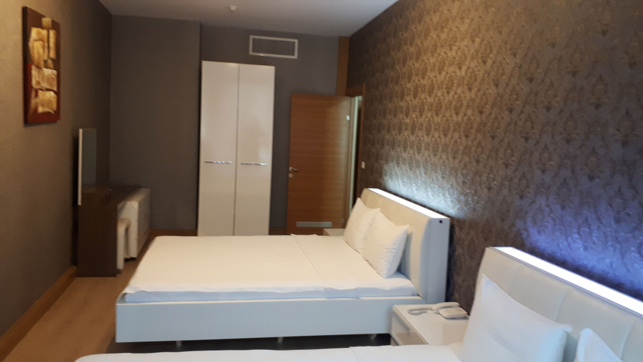 Room 5, Ekinci Residence, Tuzla