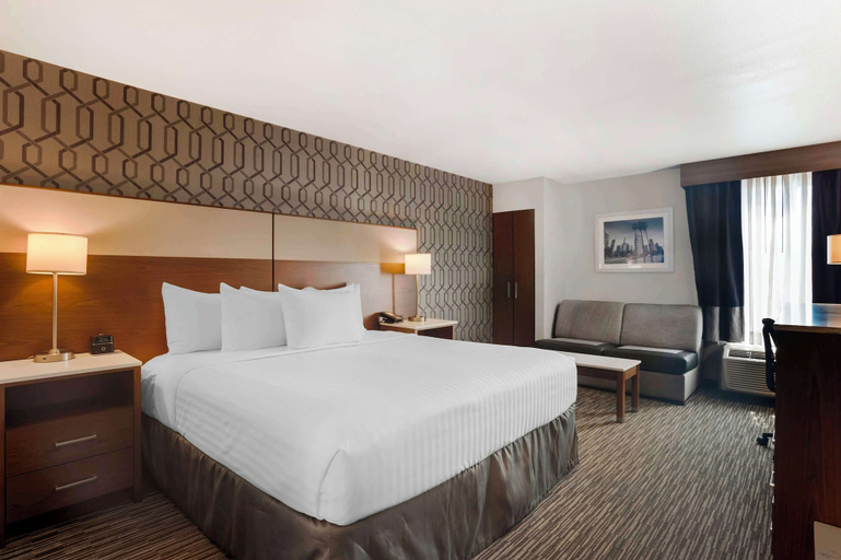 Bedroom 3, Best Western Plus Commerce Hotel, Los Angeles