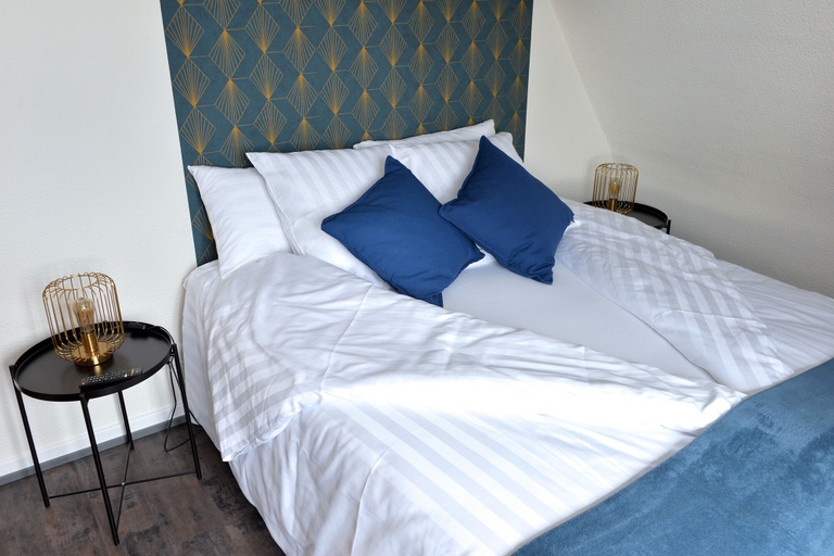 Bedroom 3, Entre Ried et Rhin, Bas-Rhin