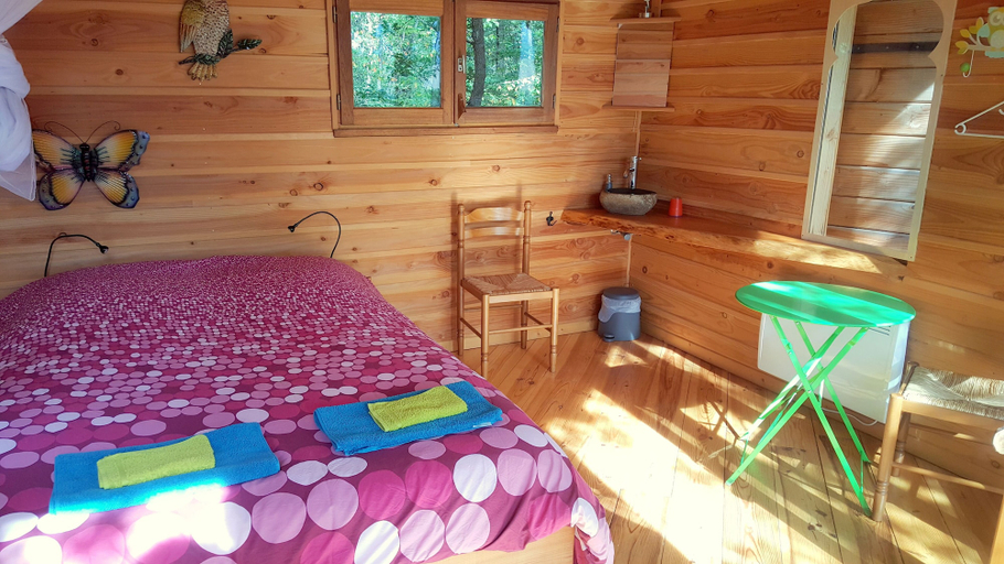 Bedroom 3, Cabanes Sainte Camelle, Ariège