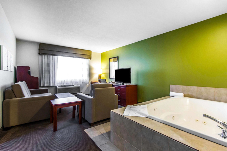Bathroom 5, Sleep Inn & Suites Pleasant Hill - Des Moines, Polk