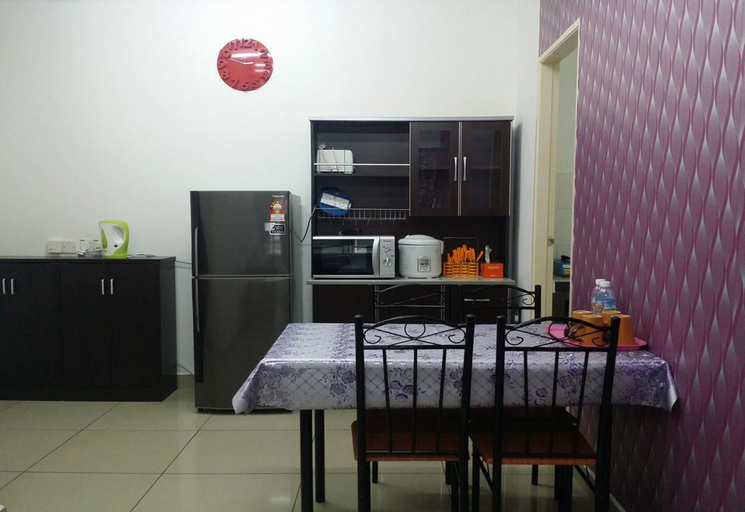 Others 5, NY Cyber Apartment, Penampang