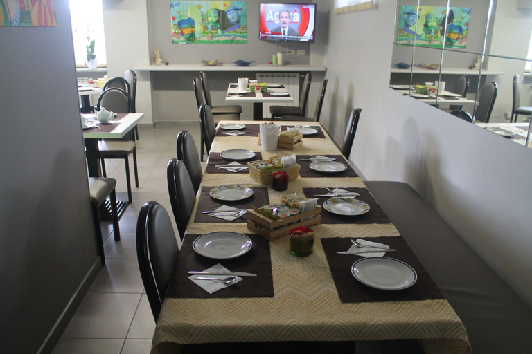 Food & Drinks 5, Albergo Residence Isotta, Novara