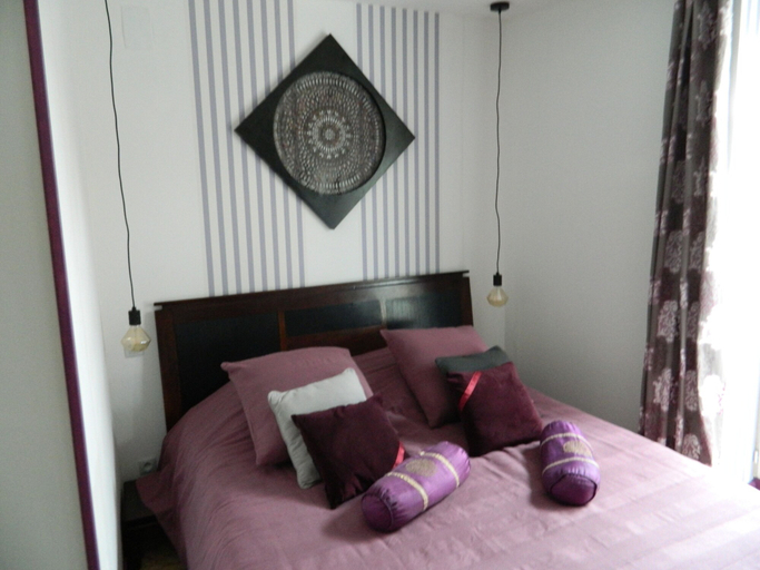 Bedroom 3, Chambres dhotes La Fougereuse, Deux-Sèvres