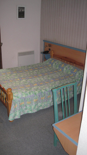 Bedroom 4, HOTEL RESTAURANT Le Traîneau, Isère