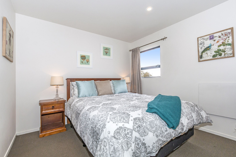 Bedroom 2, Awesome Christchurch Apartment, Christchurch