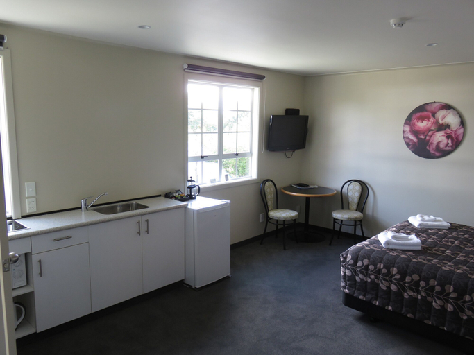 Bedroom 3, Admirals Motor Lodge, Marlborough
