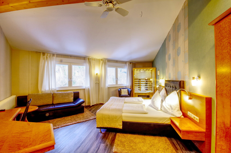 Bedroom 4, Hotel Jakob, Darmstadt-Dieburg