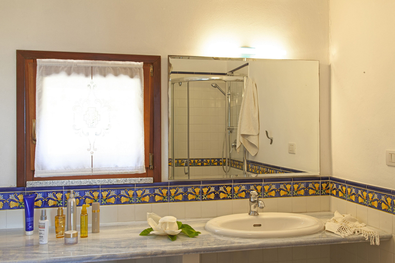 Bathroom, Villetta dello Scrittore, Livorno