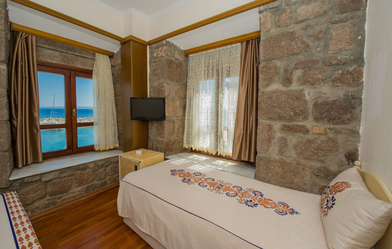 Bedroom 3, Assos Nazlihan Hotel - Special Class, Ayvacık